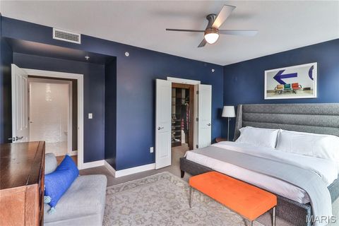 Tiny photo for 4909 Laclede Avenue #1201, St Louis, MO 63108 (MLS # 26037969)