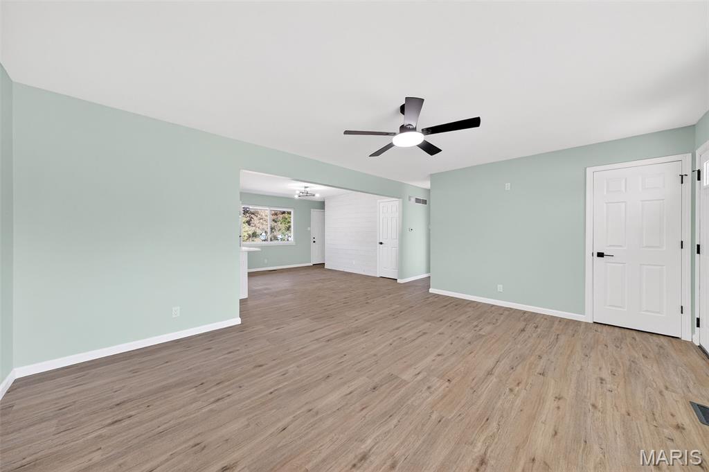 Foxrun 3 - Residential