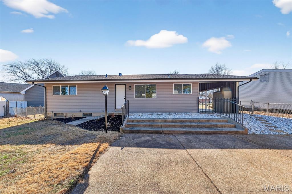 Foxrun 3 - Residential