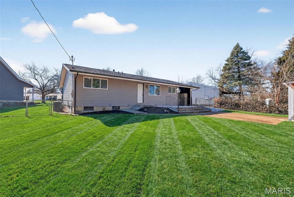 Foxrun 3 - Residential