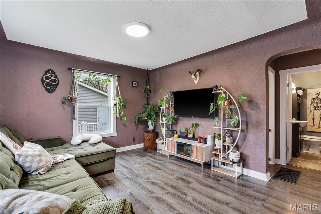 La Roses Sub - Residential