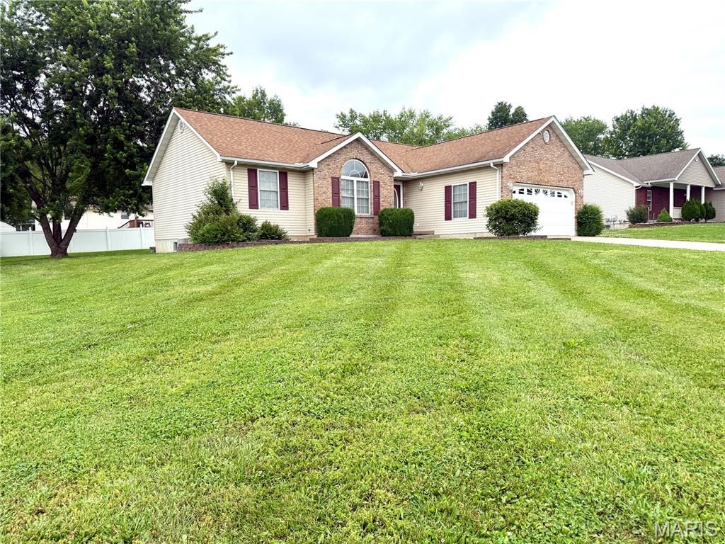 Photo of 541 John David Drive, Farmington, MO 63640 (MLS # 26032461)