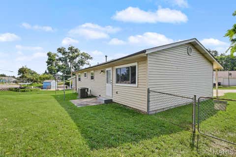 Tiny photo for 11247 Fawnhaven Drive, St Louis, MO 63126 (MLS # 26051056)