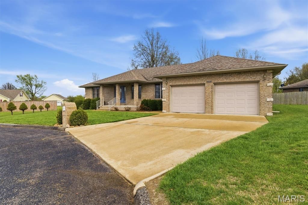 Photo of 1308 M- Lawson Circle, Mountain Grove, MO 65711 (MLS # 26020924)