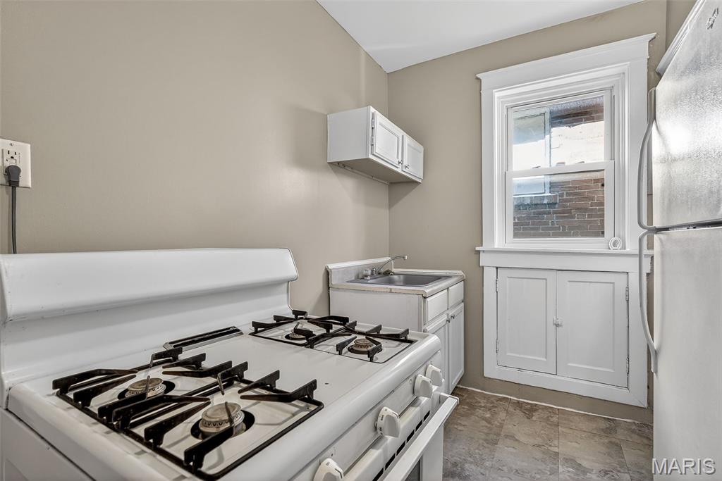 Guckers Add - Residential Income