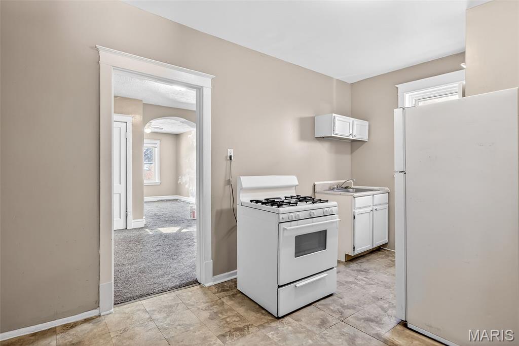 Guckers Add - Residential Income