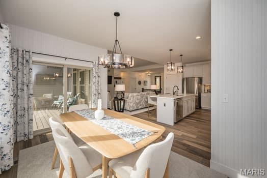 Prominence Point - Residential