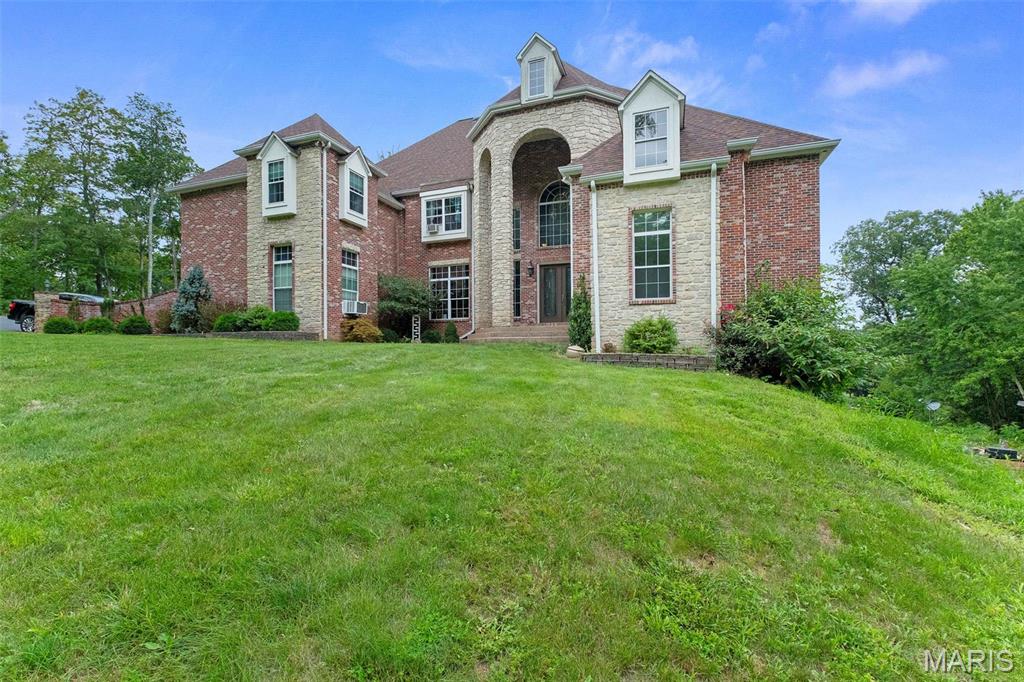 535 Overlook Drive