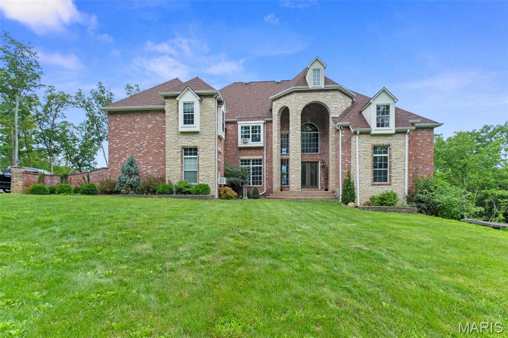 535 Overlook Drive