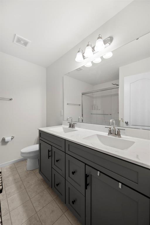 Moscow Mills, Missouri 63362, United States, 3 Bedrooms Bedrooms, ,3 BathroomsBathrooms,Residential,Pending,134290