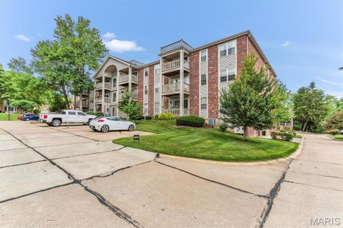 Photo of 5353 N Kenrick Parke Drive #205, St Louis, MO 63119 (MLS # 26046224)