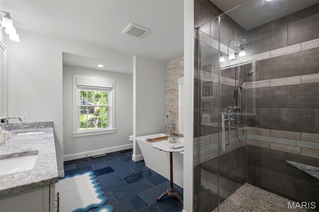 Kirkwood, Missouri 63122, United States, 4 Bedrooms Bedrooms, ,4 BathroomsBathrooms,Residential,Coming Soon,164166