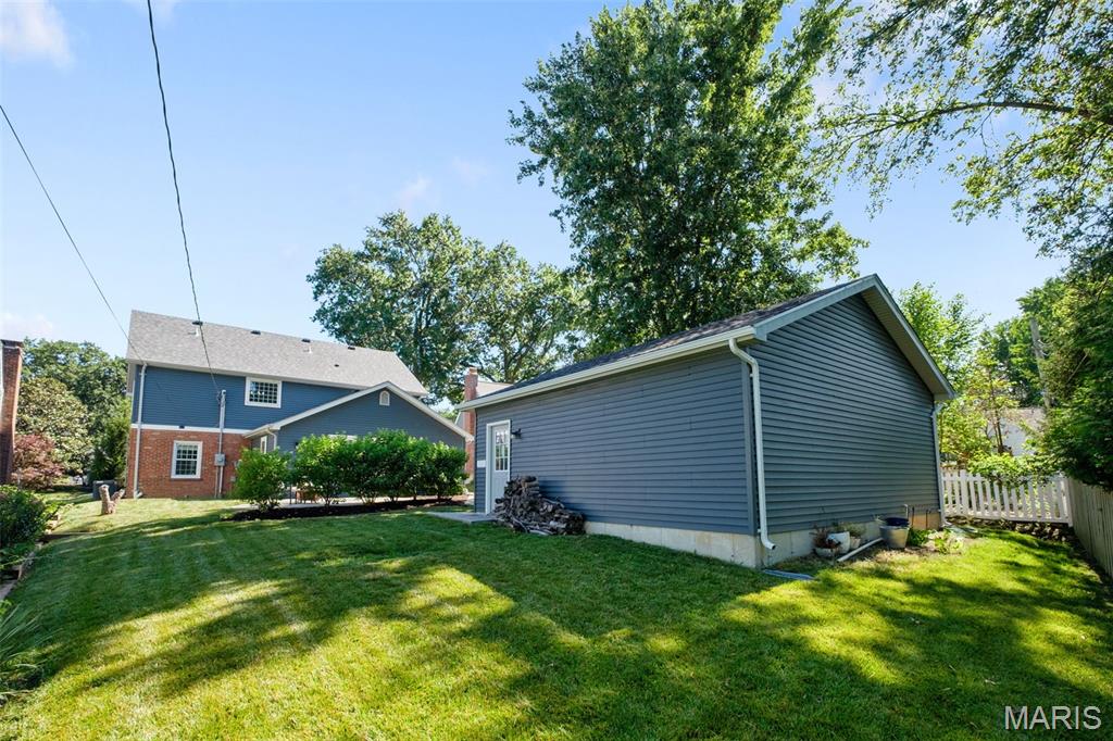 Kirkwood, Missouri 63122, United States, 4 Bedrooms Bedrooms, ,4 BathroomsBathrooms,Residential,Coming Soon,164166