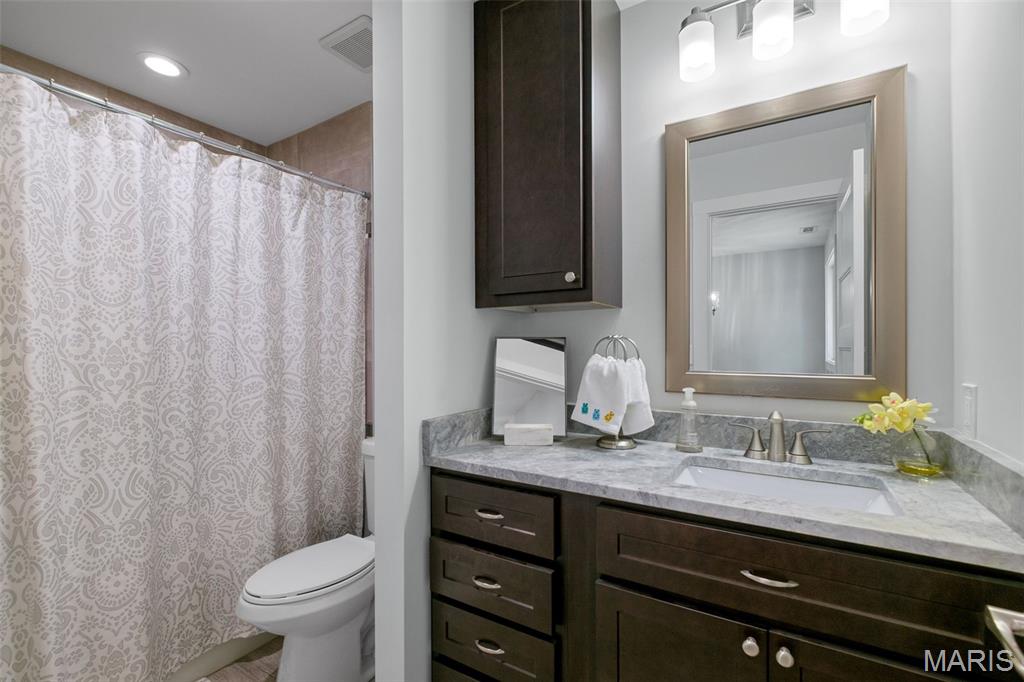 Kirkwood, Missouri 63122, United States, 4 Bedrooms Bedrooms, ,4 BathroomsBathrooms,Residential,Coming Soon,164166