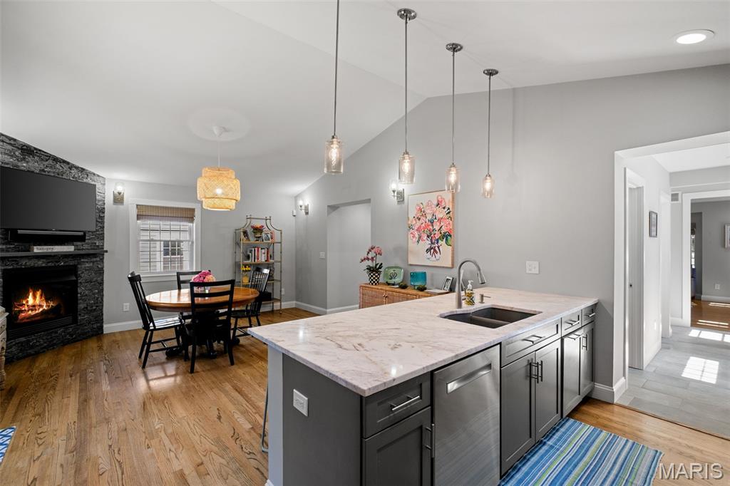 Kirkwood, Missouri 63122, United States, 4 Bedrooms Bedrooms, ,4 BathroomsBathrooms,Residential,Coming Soon,164166