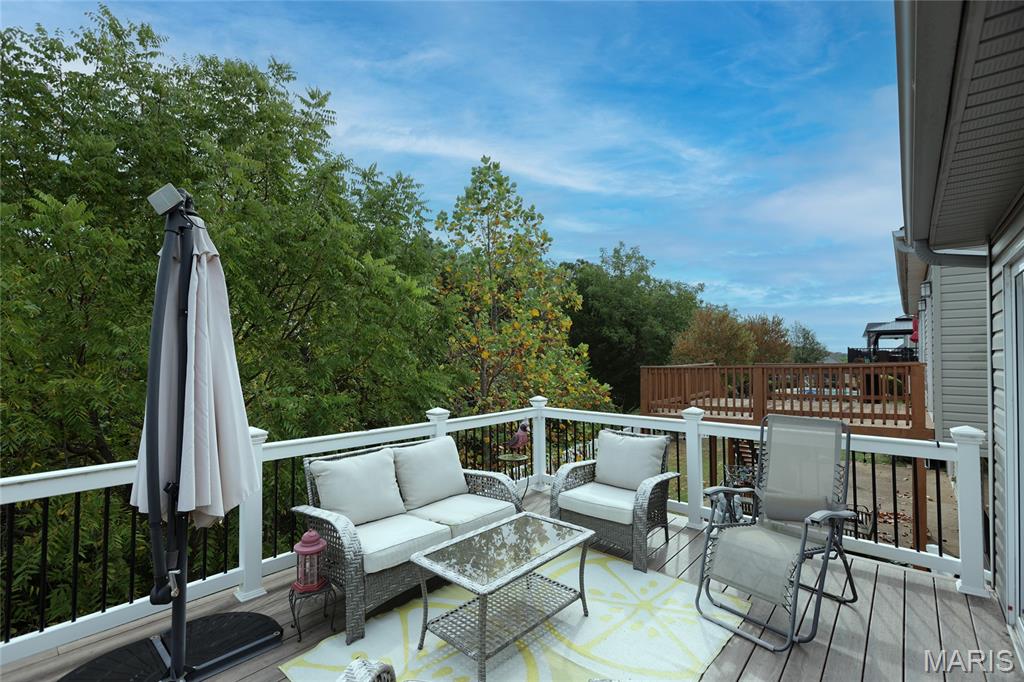 2153 Warwick Castle Drive