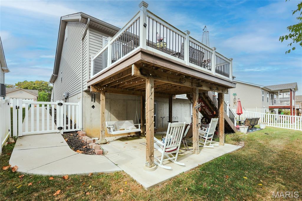 2153 Warwick Castle Drive