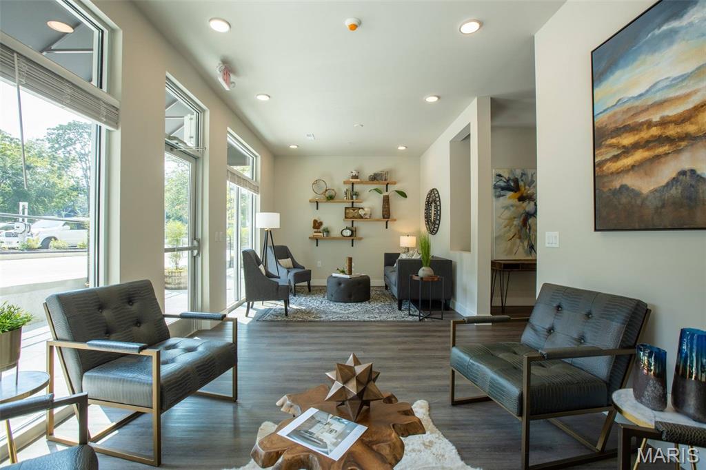 St Louis, Missouri 63119, United States, 2 Bedrooms Bedrooms, ,2 BathroomsBathrooms,Residential,Active,142375