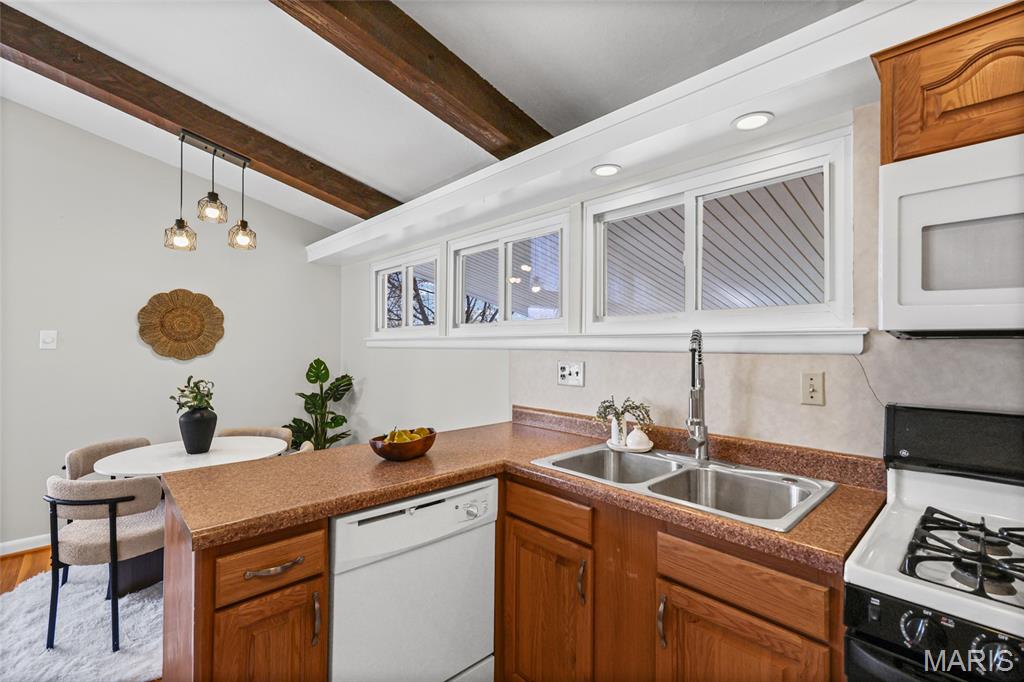 Oak Crest 2 - Residential