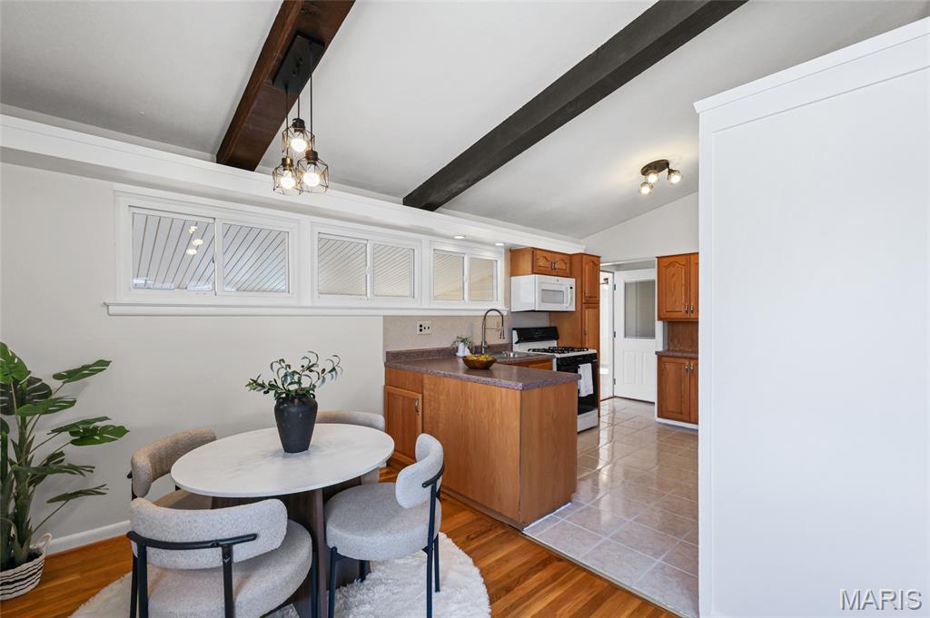 Oak Crest 2 - Residential