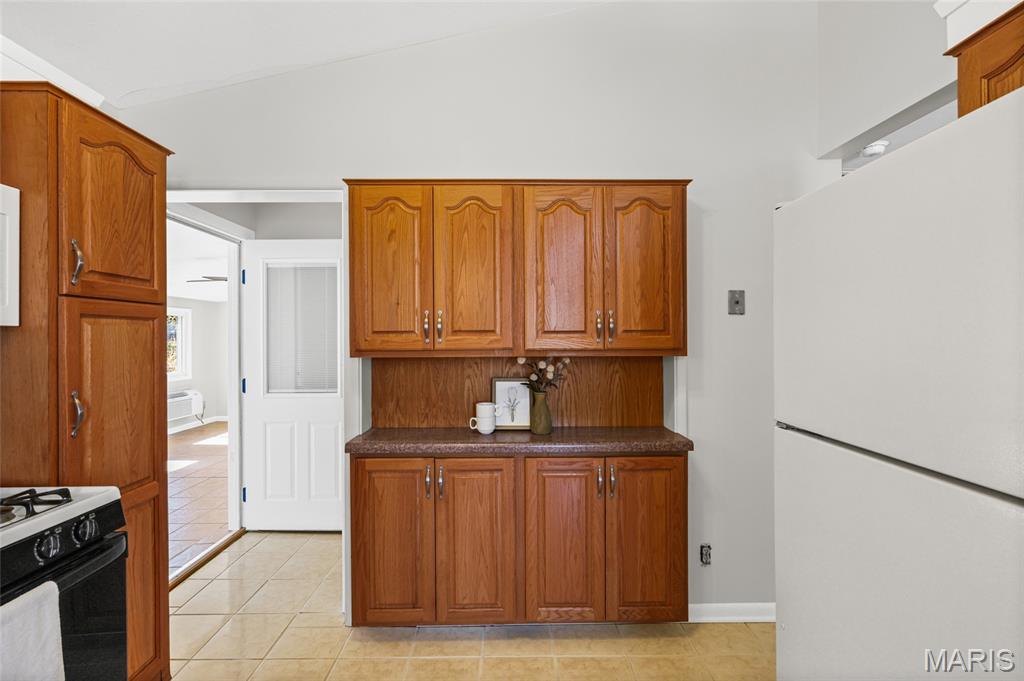 Oak Crest 2 - Residential