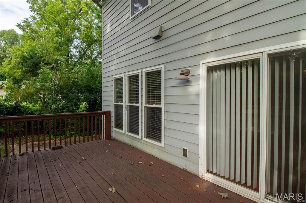 St Louis, Missouri 63139, United States, 3 Bedrooms Bedrooms, ,3 BathroomsBathrooms,Residential,Pending,149965