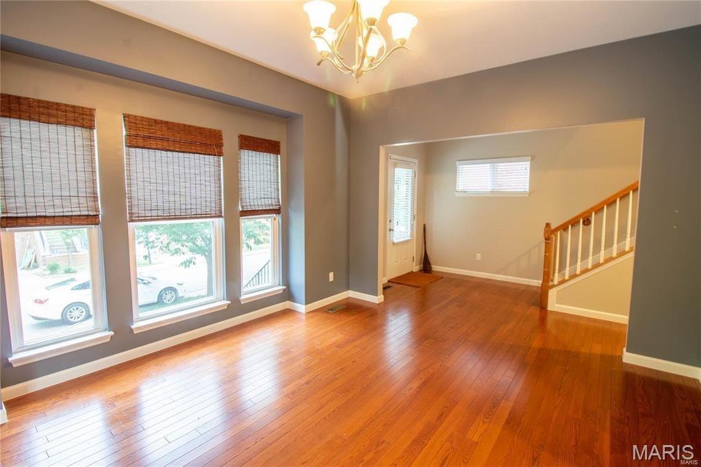 St Louis, Missouri 63139, United States, 3 Bedrooms Bedrooms, ,3 BathroomsBathrooms,Residential,Pending,149965