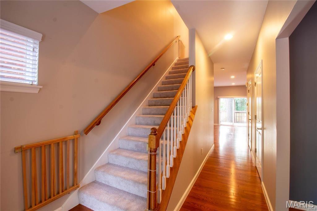 St Louis, Missouri 63139, United States, 3 Bedrooms Bedrooms, ,3 BathroomsBathrooms,Residential,Pending,149965