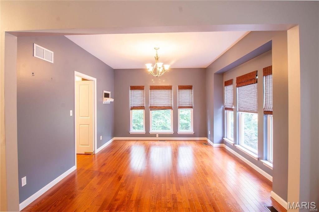 St Louis, Missouri 63139, United States, 3 Bedrooms Bedrooms, ,3 BathroomsBathrooms,Residential,Pending,149965