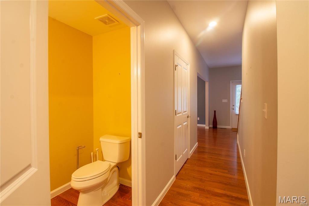 St Louis, Missouri 63139, United States, 3 Bedrooms Bedrooms, ,3 BathroomsBathrooms,Residential,Pending,149965