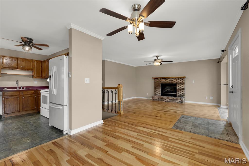 4012 Sunny Brook Drive