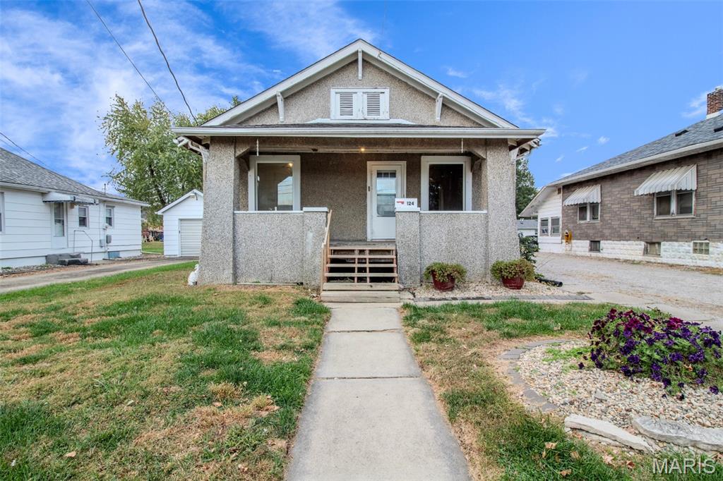 124 W Prairie Street