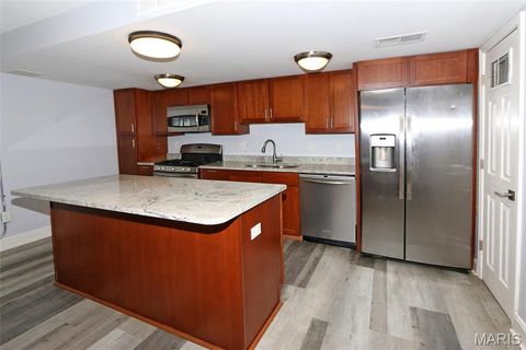 Tiny photo for 1150 Rue La Chelle Walk #1150, Creve Coeur, MO 63141 (MLS # 25071007)