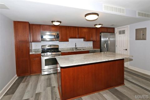 Tiny photo for 1150 Rue La Chelle Walk #1150, Creve Coeur, MO 63141 (MLS # 25071007)