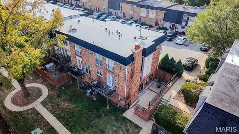 Tiny photo for 1150 Rue La Chelle Walk #1150, Creve Coeur, MO 63141 (MLS # 25071007)