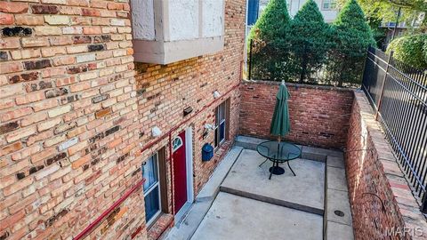 Tiny photo for 1150 Rue La Chelle Walk #1150, Creve Coeur, MO 63141 (MLS # 25071007)