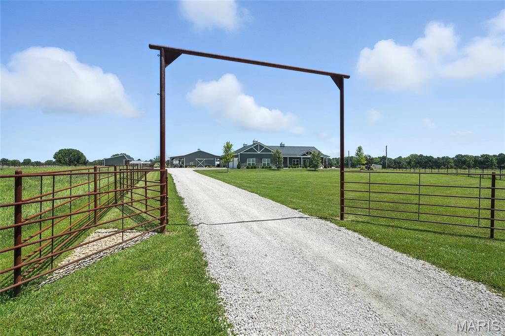 219 Fieth Road