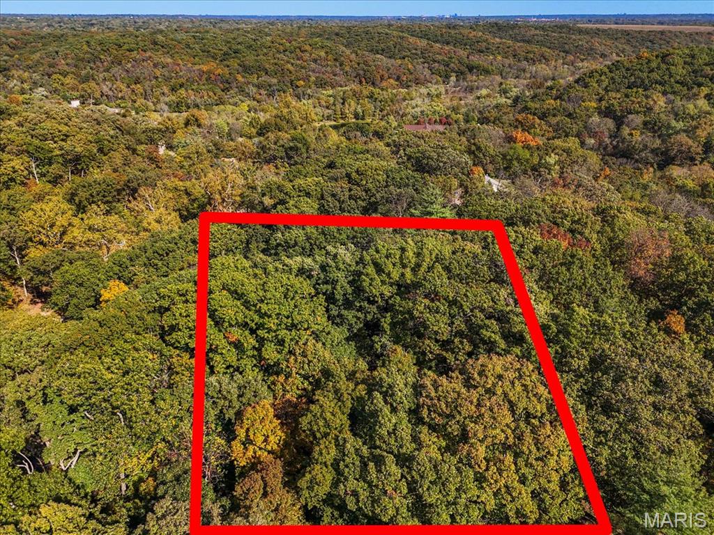 Photo of 659 Castlecliff Road, Ballwin, MO 63021 (MLS # 26068040)