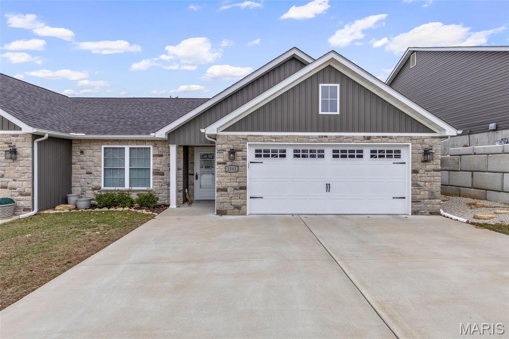 Villas/West Rdg - Residential