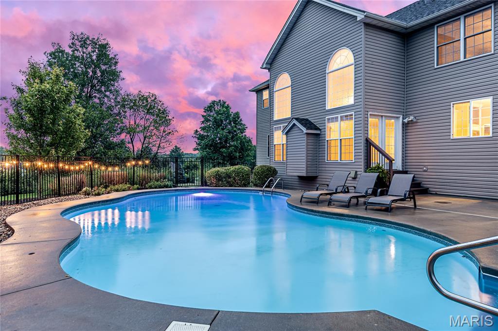 5316 Enchanted Court