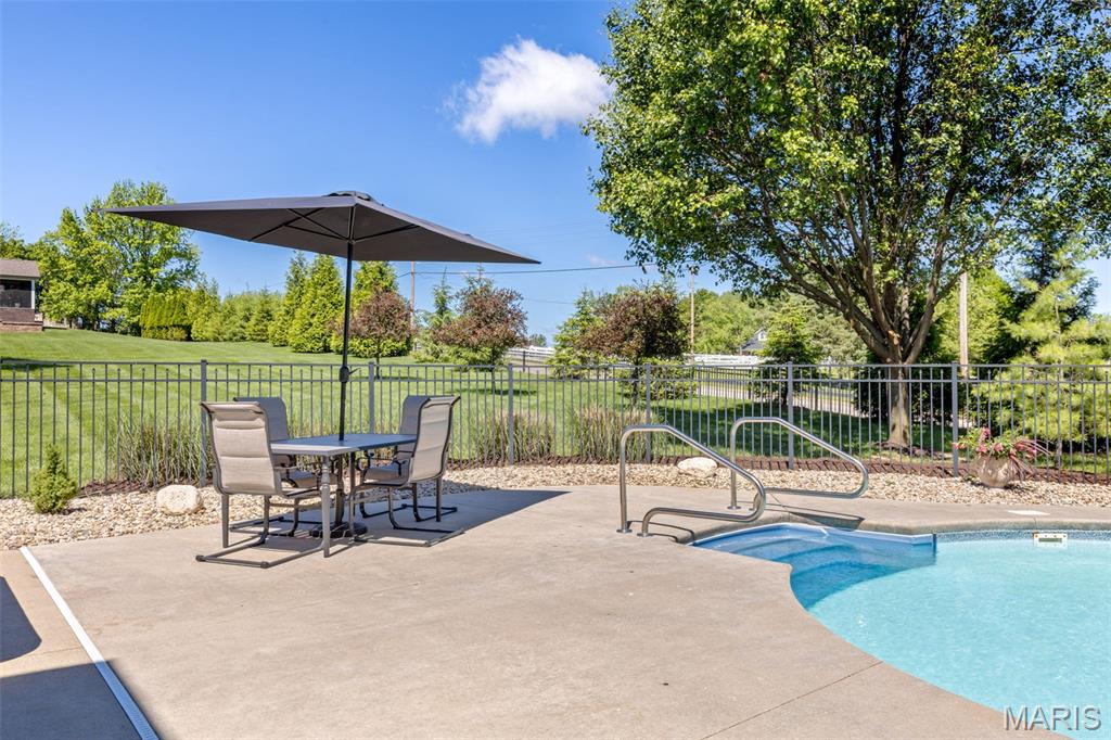 Camelot - Residential