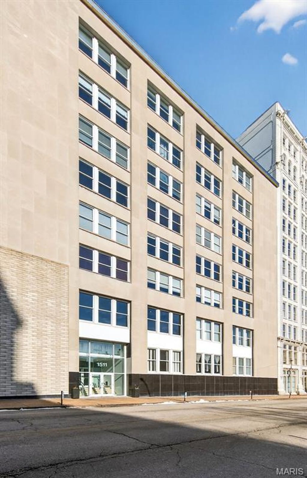 Photo of 1511 Locust Street #410, St Louis, MO 63103 (MLS # 25079544)