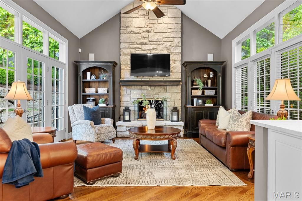 Shepard Oaks - Residential