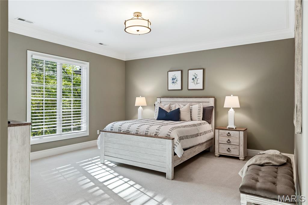 Shepard Oaks - Residential