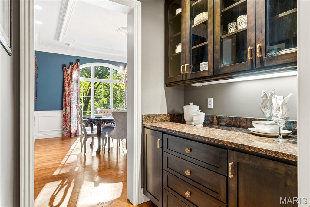 Shepard Oaks - Residential