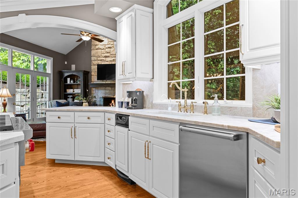 Shepard Oaks - Residential