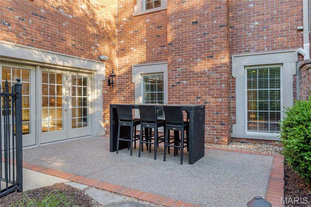 Shepard Oaks - Residential