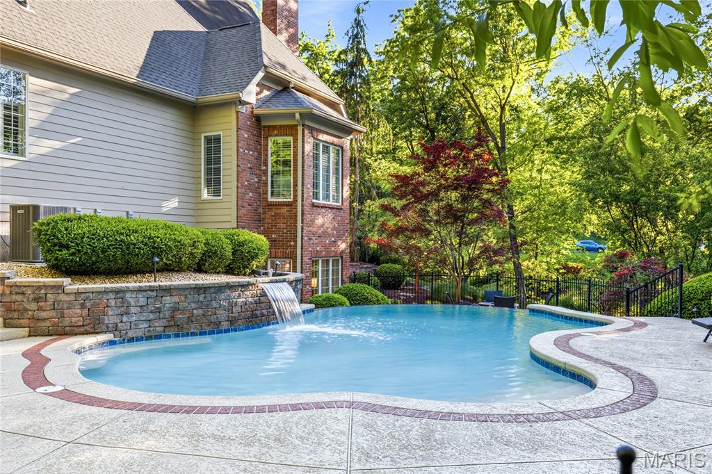 Shepard Oaks - Residential