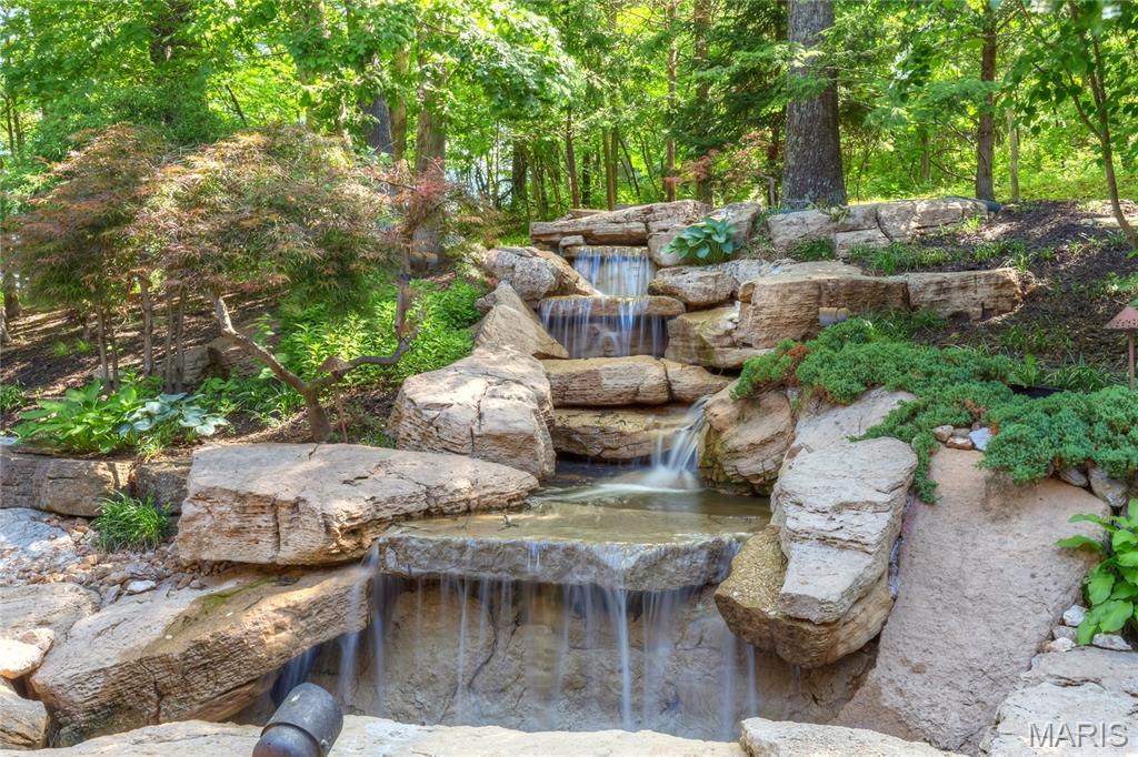 Shepard Oaks - Residential