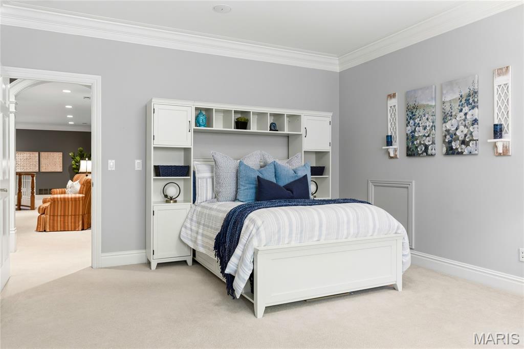 Shepard Oaks - Residential